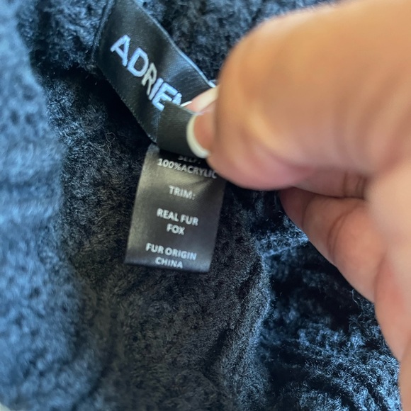 Adrienne Landau Pom Pom Beanie and Gloves - Picture 4 of 6